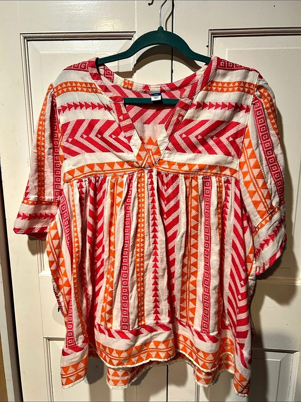 Old Navy Geometric Tunic in Red & Orange Size XXL Like New